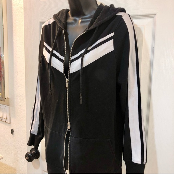 Longline Sweater w/ 2 Way Zipper - Picture 4 of 12